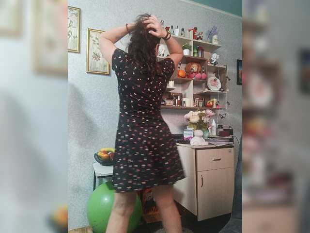 ElenaDroseraa live cam on BongaCams