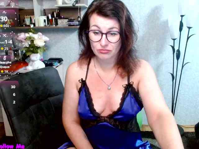 Ellie_ webcam