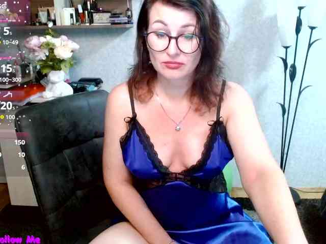 Ellie_ webcam
