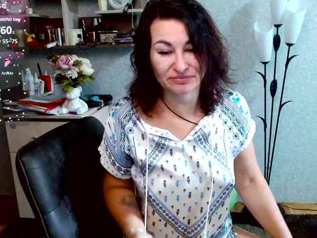 Ellie_ webcam