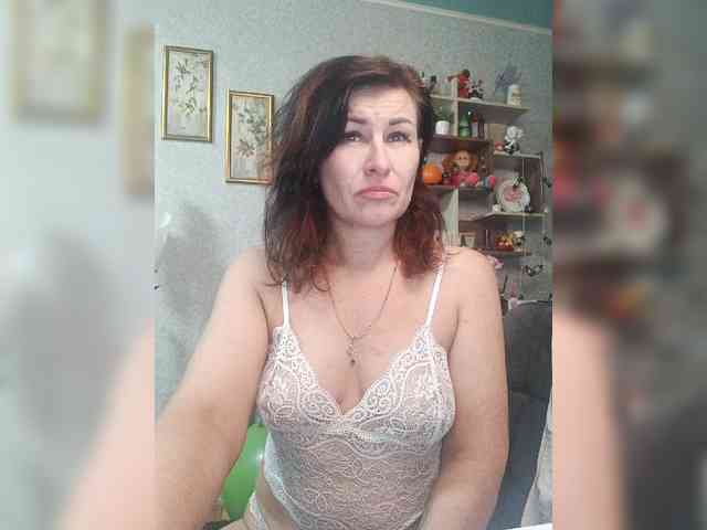 Ellie_ webcam