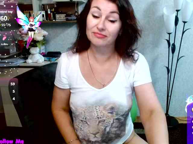 Ellie_ webcam