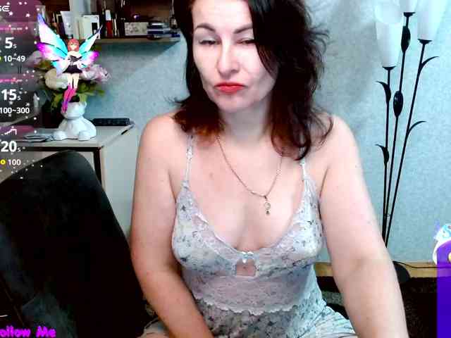 Ellie_ webcam