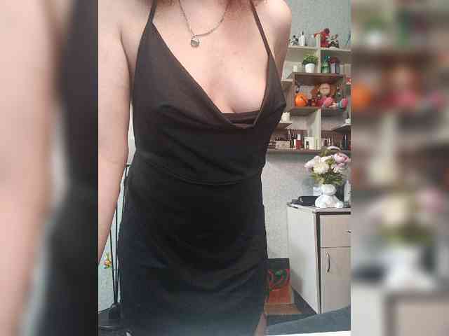 Ellie_ webcam