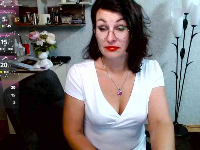 Ellie_ webcam