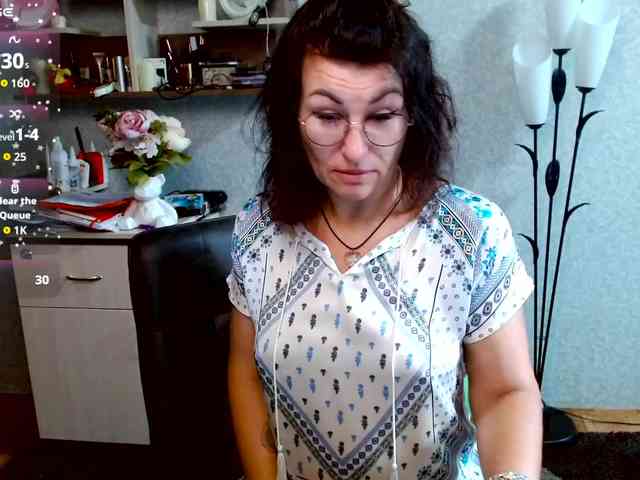 Ellie_ webcam