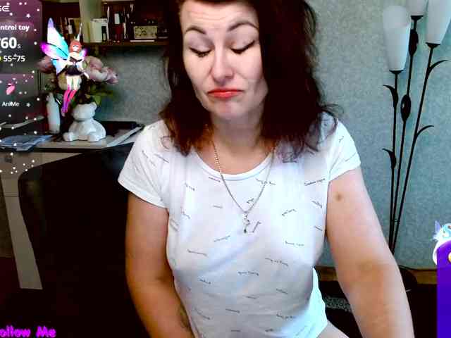 Ellie_ webcam