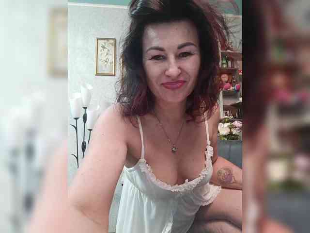 Ellie_ webcam