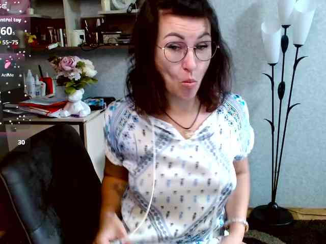 Ellie_ webcam