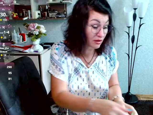 Ellie_ webcam