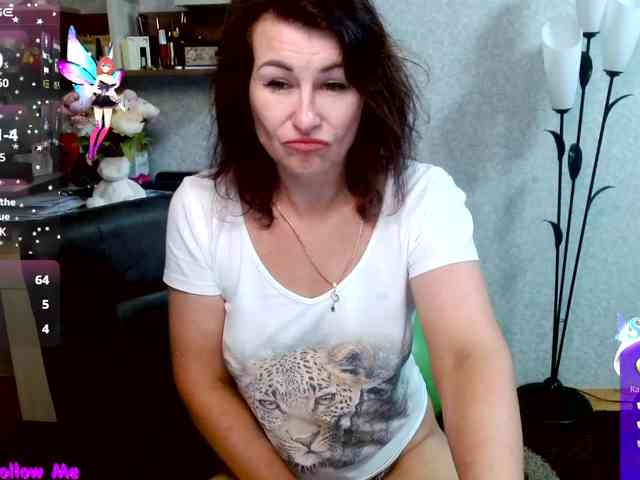 Ellie_ webcam