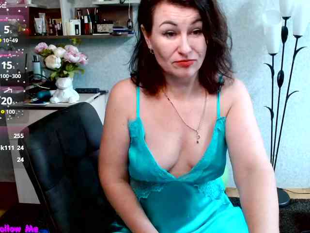 Ellie_ webcam