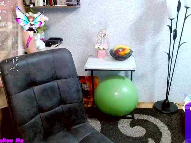 Ellie_ webcam