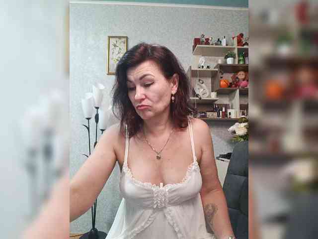 Ellie_ webcam