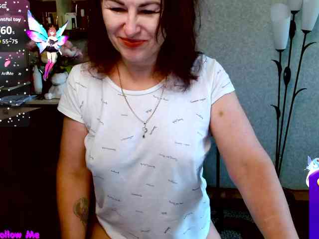 Ellie_ webcam