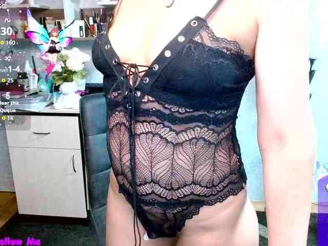 Ellie_ webcam