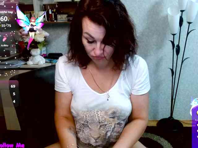 Ellie_ webcam
