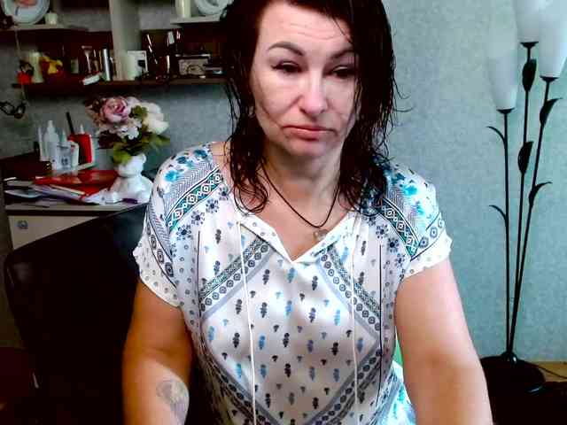 Ellie_ webcam