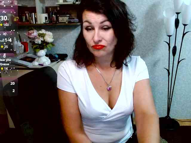 Ellie_ webcam