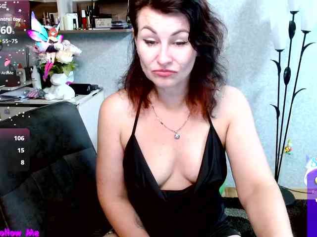 Ellie_ webcam