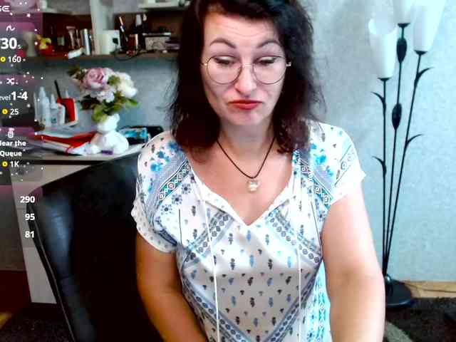 Ellie_ webcam