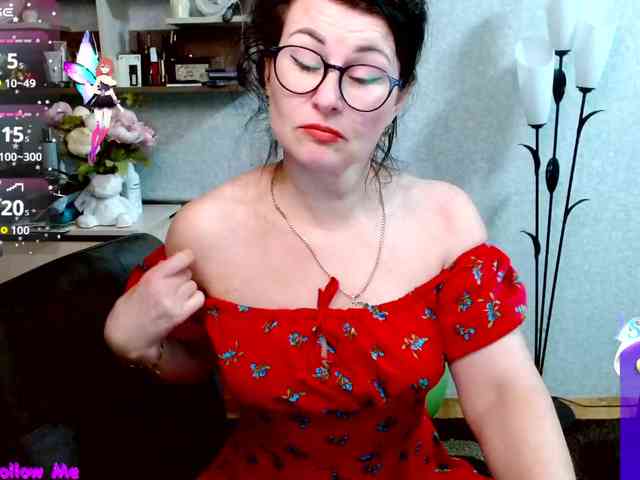 Ellie_ webcam