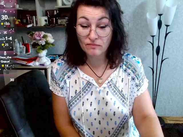 Ellie_ webcam