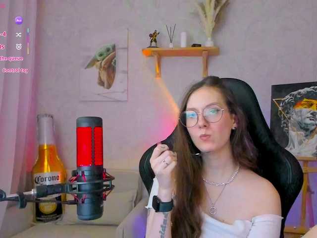 KiraRumGirl