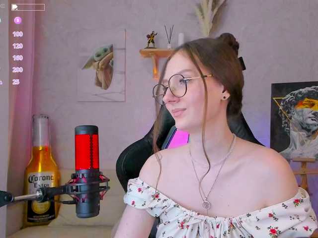 KiraRumGirl live webcam show