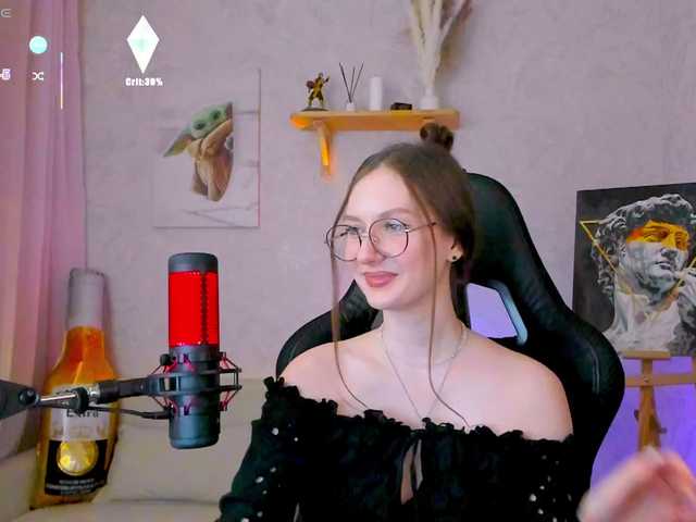 -Lovely's BongaCams show and profile