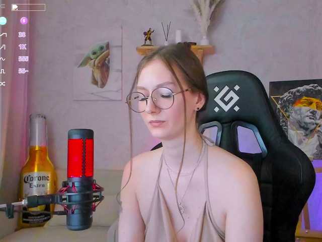 -Lovely live webcam show