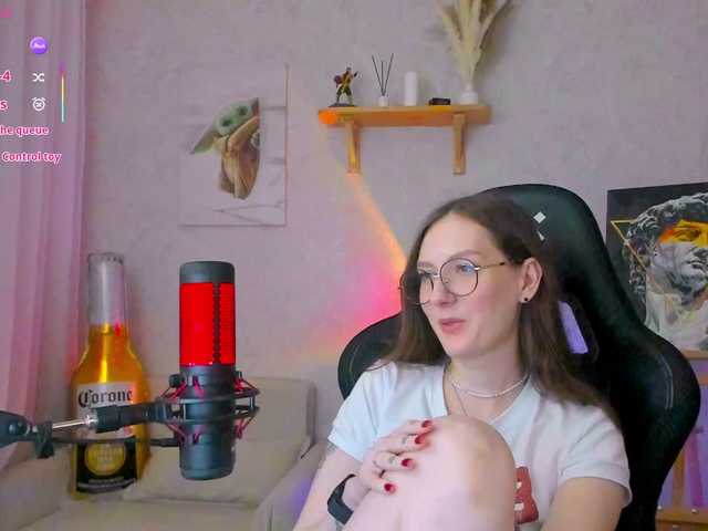 KiraRumGirl live cam preview