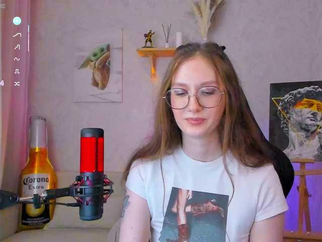-Lovely live webcam show
