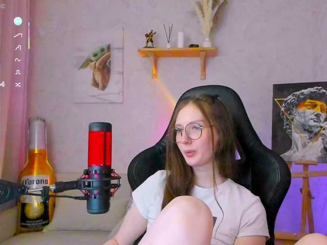 -Lovely live webcam show