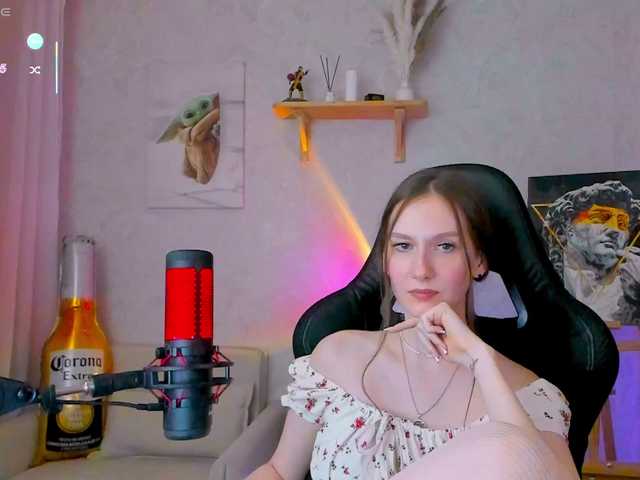 -lovely cam belle