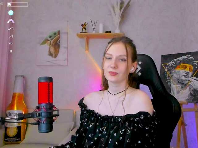 KiraRumGirl webcam