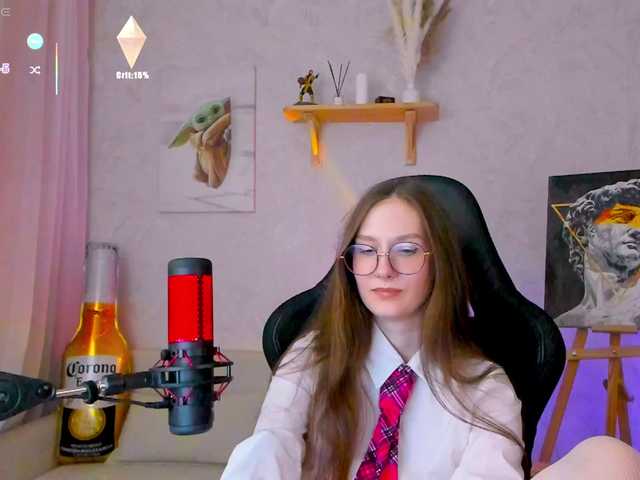 -Lovely's BongaCams show and profile