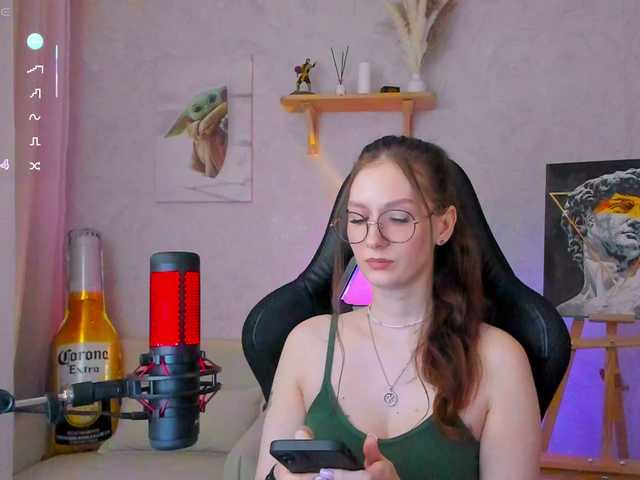 -Lovely live webcam show