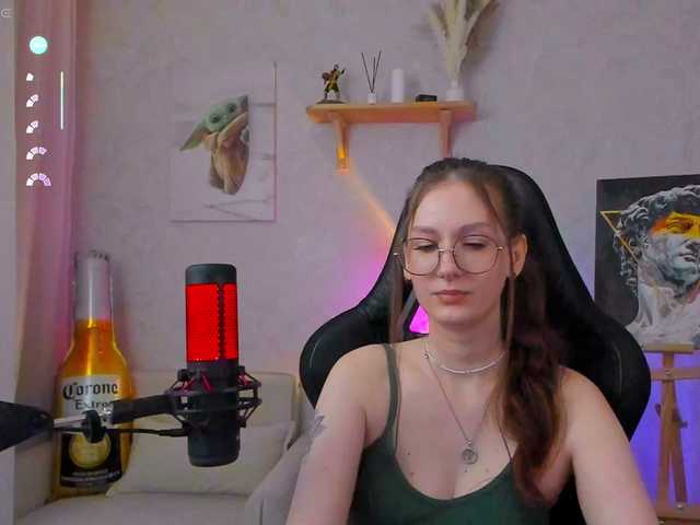 KiraRumGirl live cam