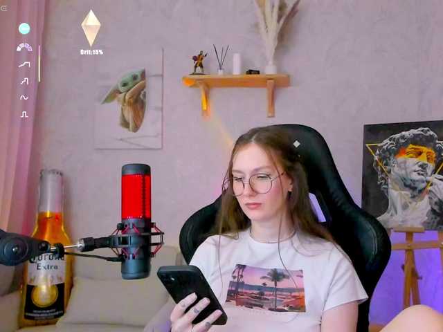 -Lovely's BongaCams show and profile