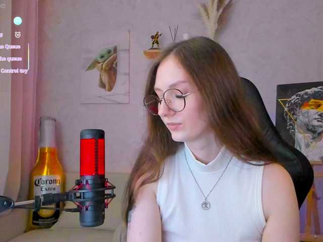 KiraRumGirl live webcam show