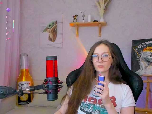 KiraRumGirl live cam preview