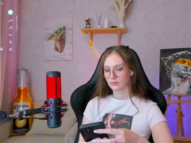-Lovely live webcam show