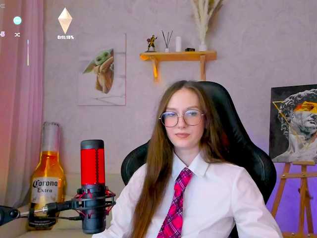 -Lovely's BongaCams show and profile