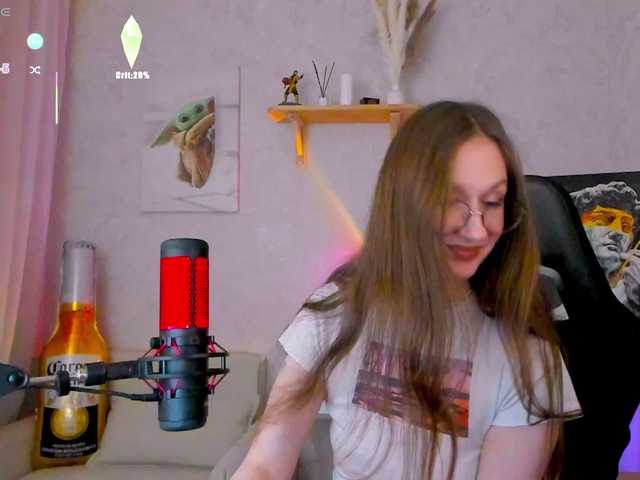 -Lovely's BongaCams show and profile