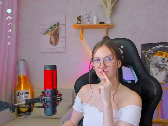 KiraRumGirl