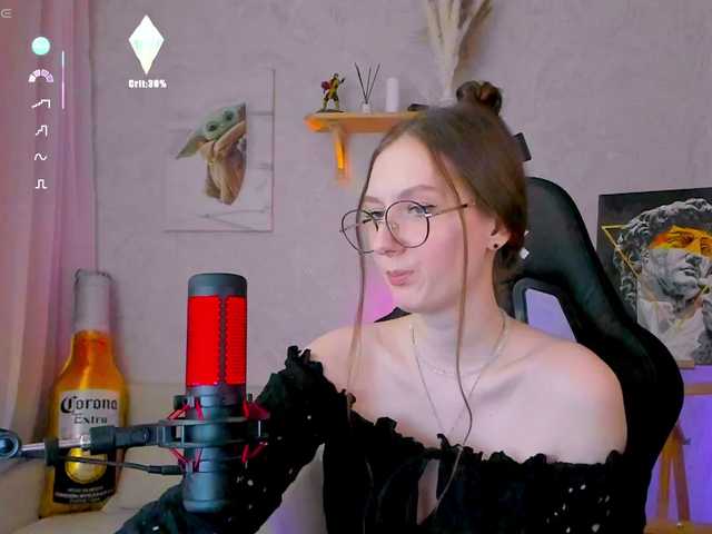 -Lovely's BongaCams show and profile