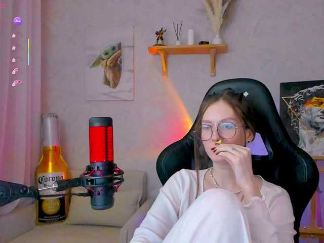 KiraRumGirl