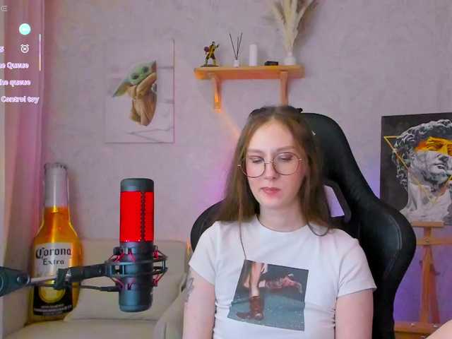-Lovely live webcam show