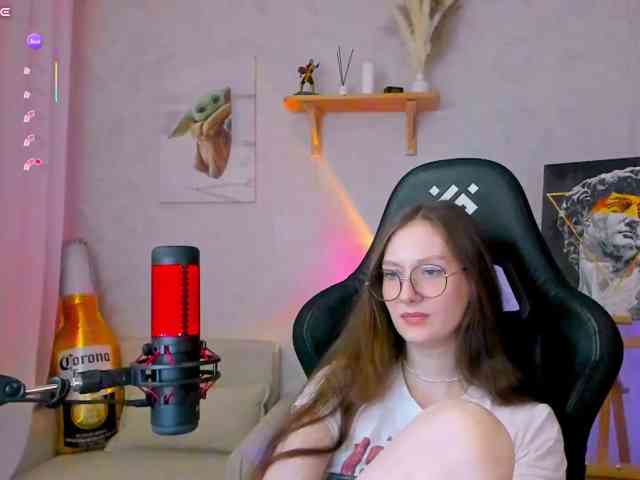 KiraRumGirl